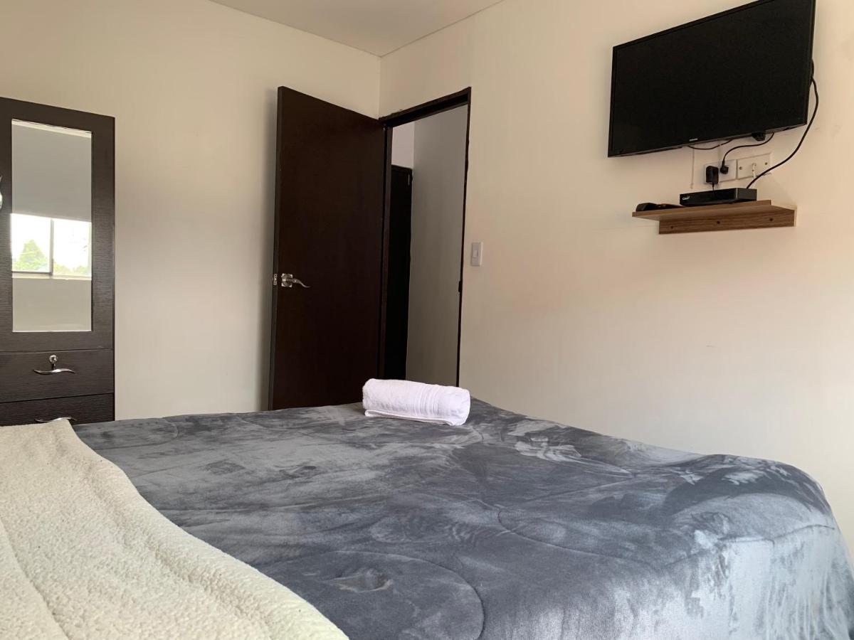 Apartamento Cerca Del Cc Titan Plaza ボゴタ エクステリア 写真