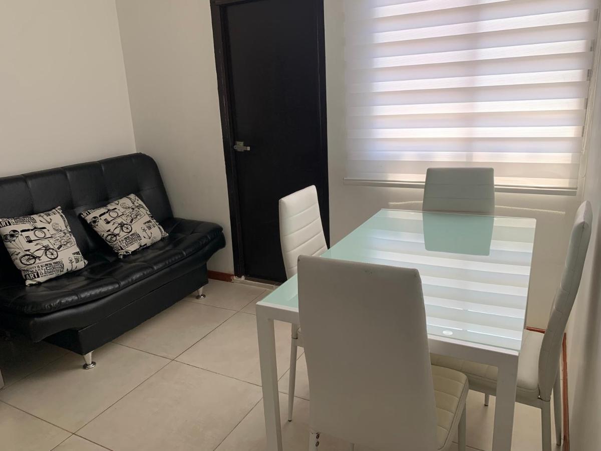 Apartamento Cerca Del Cc Titan Plaza ボゴタ エクステリア 写真