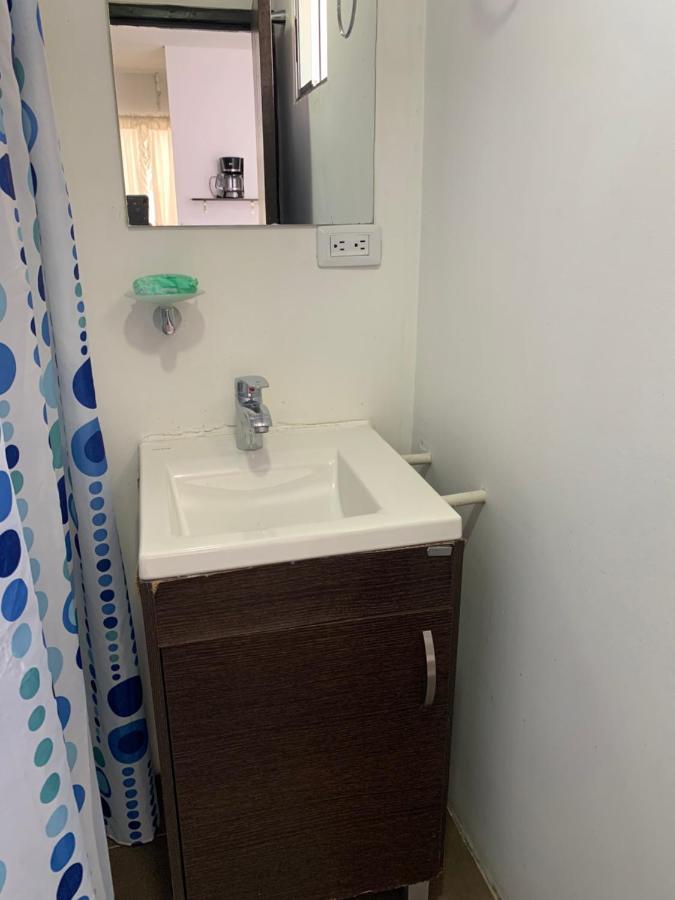 Apartamento Cerca Del Cc Titan Plaza ボゴタ エクステリア 写真
