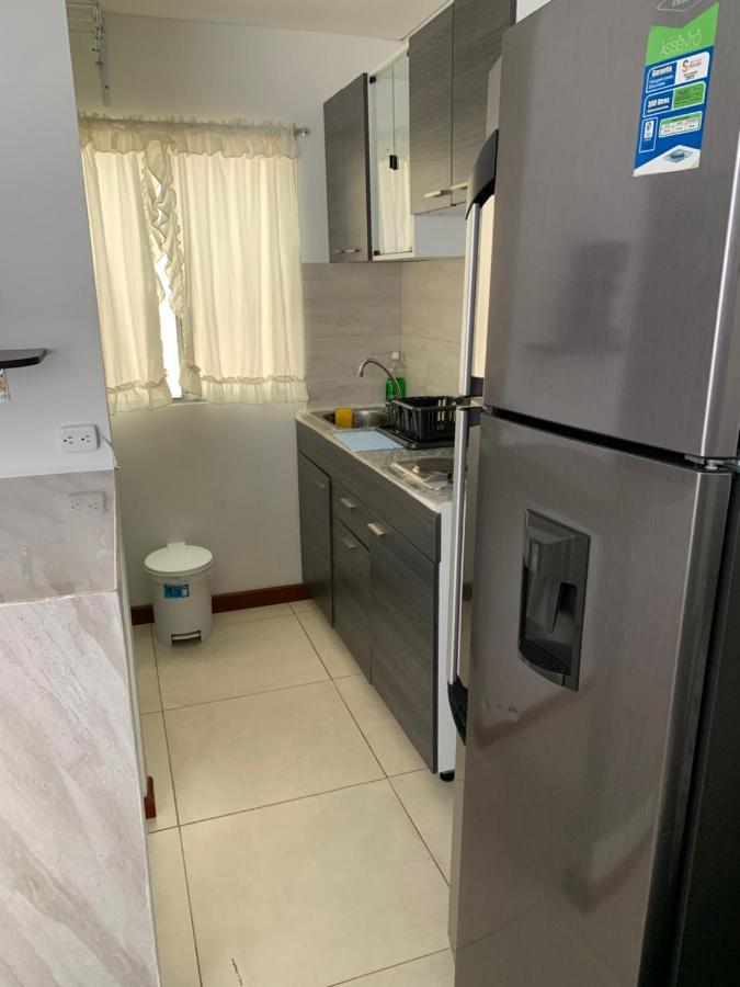 Apartamento Cerca Del Cc Titan Plaza ボゴタ エクステリア 写真